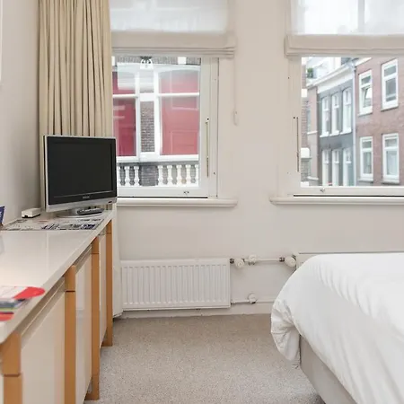 Jordaan Corner Bed & Breakfast 3*